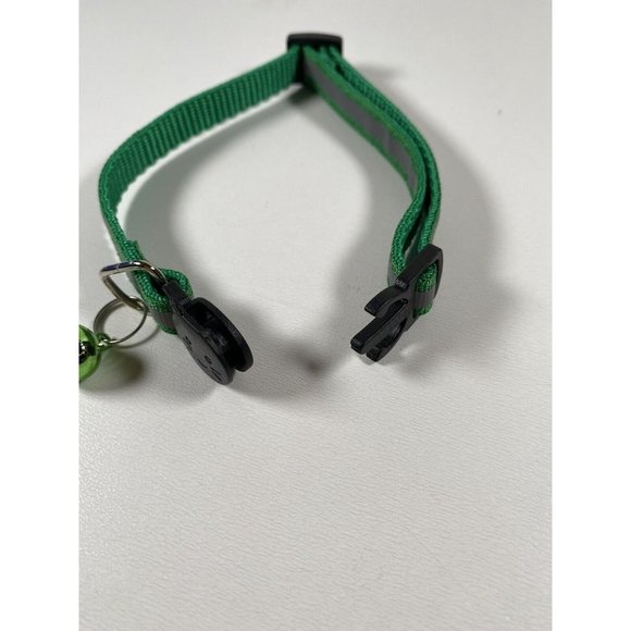 Green Cat Breakaway Collar New With Jingle Bell And Reflective Strip - Picture 4 of 5